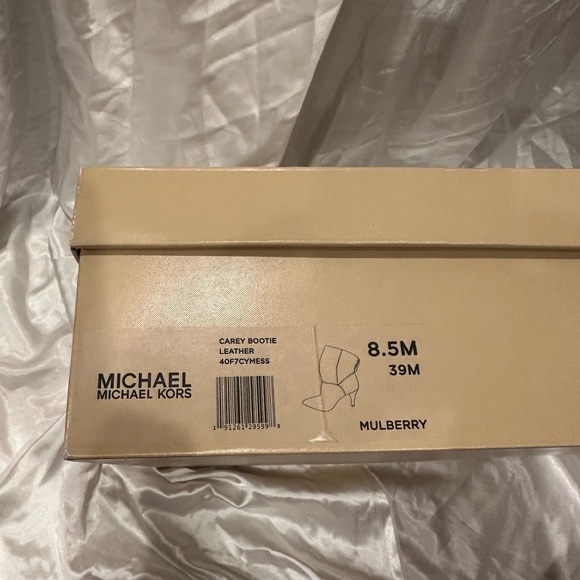 Michael Kors Carey Suede Bootie, 38.5 - Picture 6 of 6